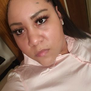Meet your Posher, Kendra